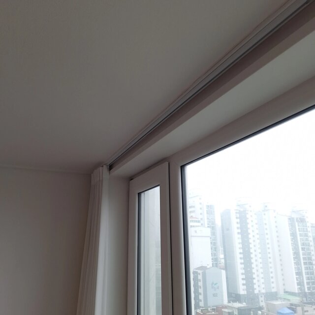 걸레받이몰딩탈락 시공 현장 사진